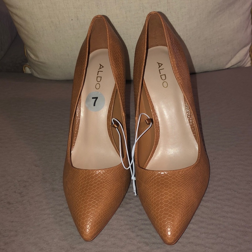 New Women’s ALDO Pumps US size 7